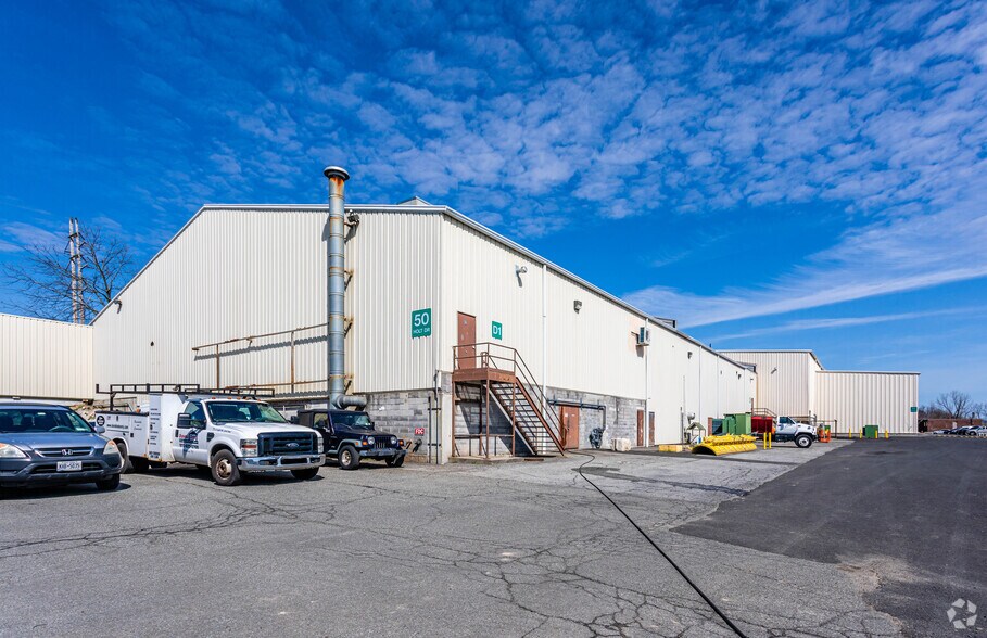 More Photos Of 50 Holt Dr, Stony Point Warehouse For Lease