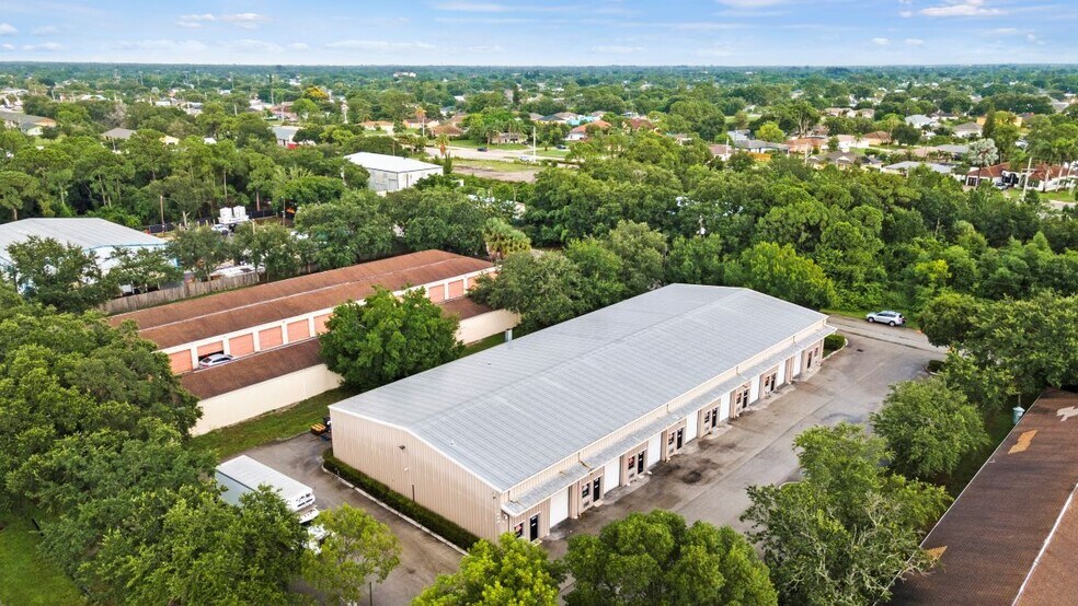More Photos Of 1250-1264 SW Biltmore St, Port Saint Lucie Warehouse For Sale