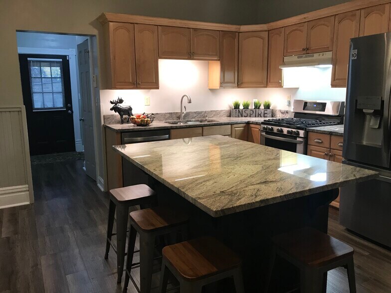 More Photos Of , Columbus Multifamily For Sale