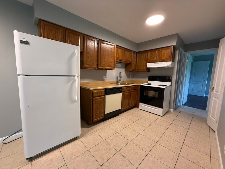 More Photos Of 8712-8804 Dayton Oxford Rd, Franklin Apartments For Sale