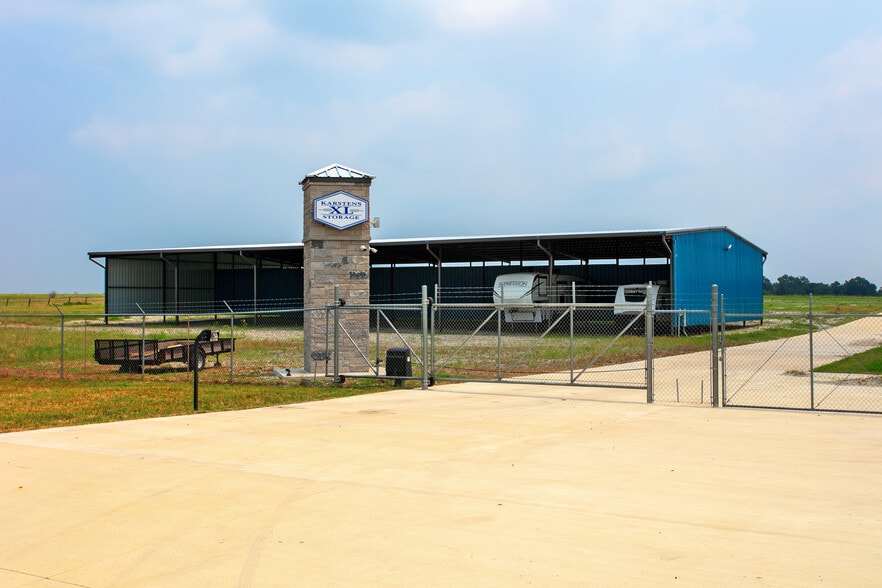 More Photos Of 1114 Innovation Dr, Bryan Self Storage For Sale