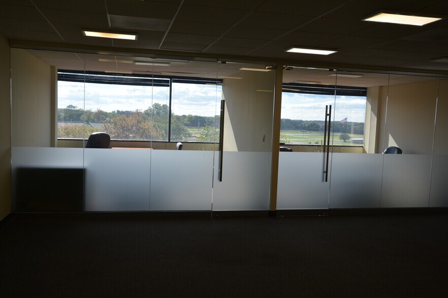 More Photos Of 438 N Frederick Ave, Gaithersburg Medical For Sale