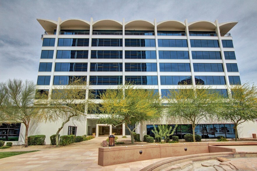 More Photos Of 3033 N Central Ave, Phoenix Office For Sale
