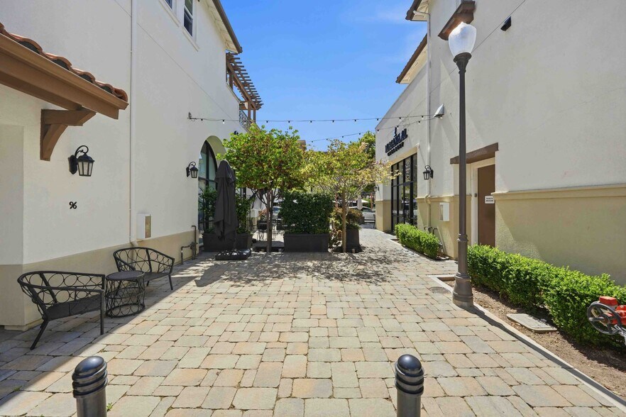 More Photos Of 97 E 3rd St, Morgan Hill Storefront For Sale