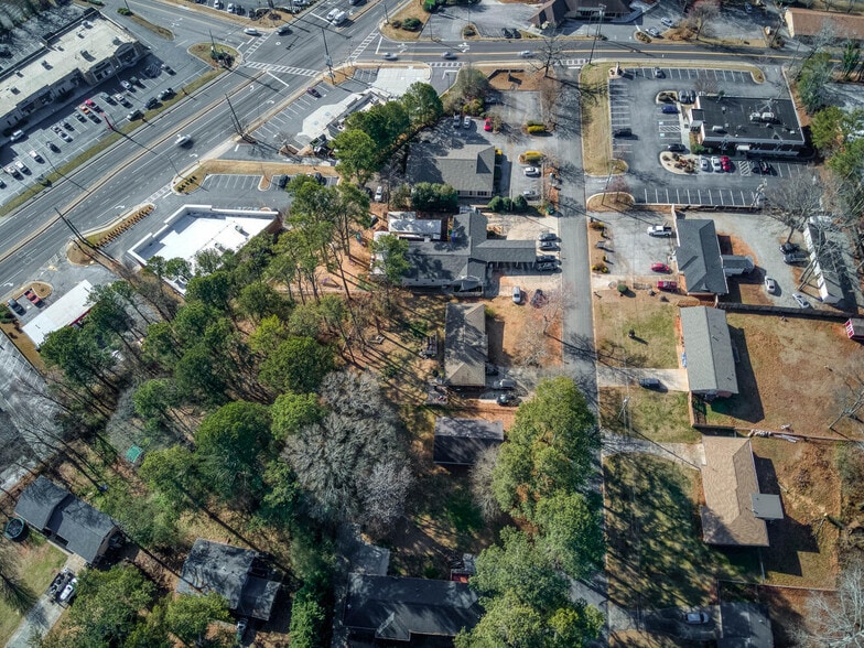 More Photos Of 3865 Story Dr SW, Marietta Medical For Sale