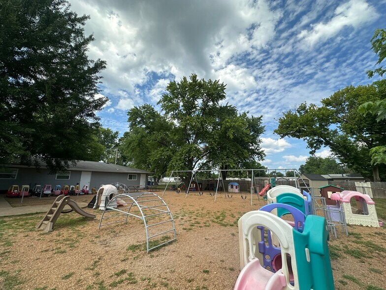 More Photos Of 510 Maple Meadows Dr, Arnold Daycare Center For Sale