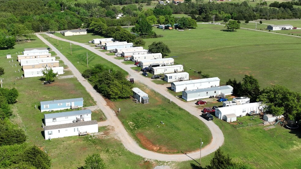 Primary Photo Of 16504 Gaddy Rd, Shawnee Manufactured Housing Mobile Home Park For Sale