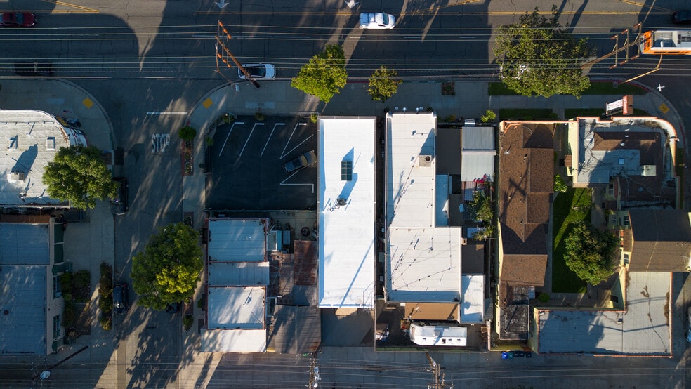 More Photos Of 1732 Victory Blvd, Glendale Loft Creative Space For Lease