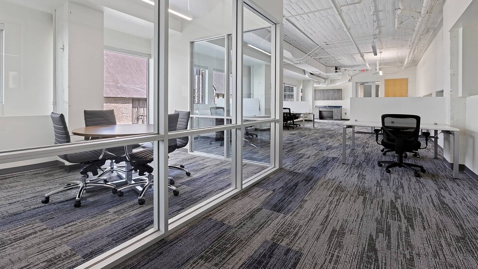 More Photos Of 800 Brazos St, Austin Apartments For Lease