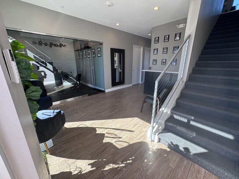 More Photos Of 7336 W Post Rd, Las Vegas Loft Creative Space For Lease