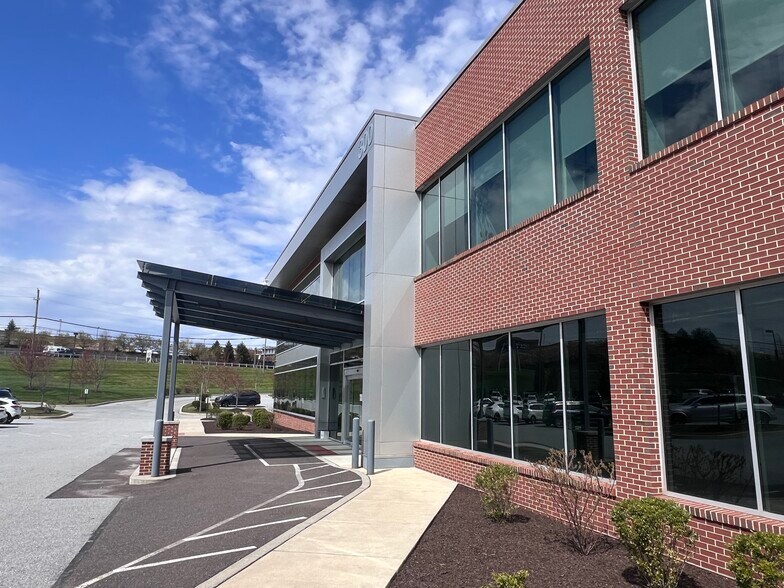 More Photos Of 300 Springhouse Dr, Collegeville Medical For Lease