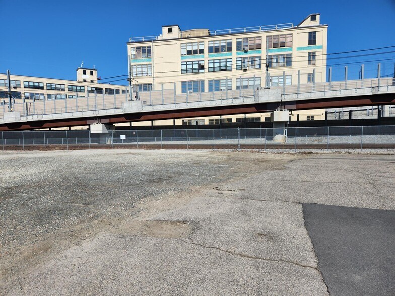 More Photos Of 51 McGrath Highway, Somerville Land For Lease