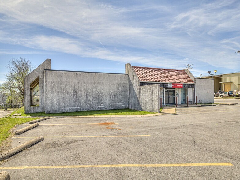 More Photos Of 6912 E 12th St, Tulsa Manufacturing For Sale