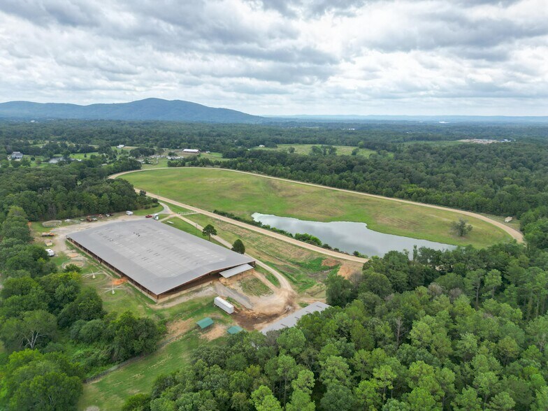 More Photos Of 188 Lemay Pl, Hot Springs National Park Horse Stables For Sale
