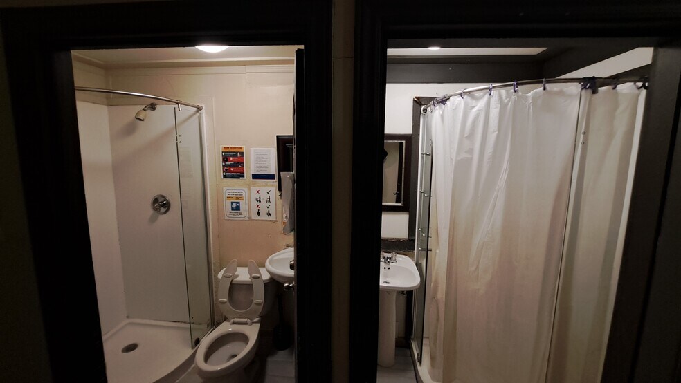 More Photos Of 248 Queen St E, Toronto Storefront For Sale