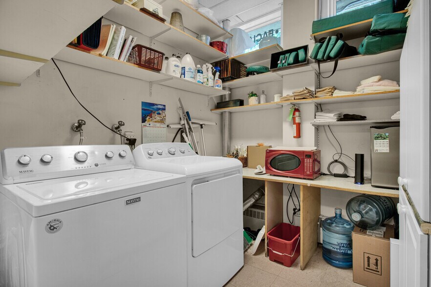 More Photos Of 11520 100 Av NW, Edmonton Apartments For Sale