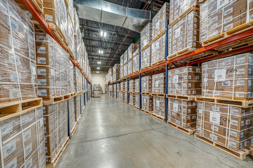 More Photos Of 30 Crossways E, Bohemia Manufacturing For Sale