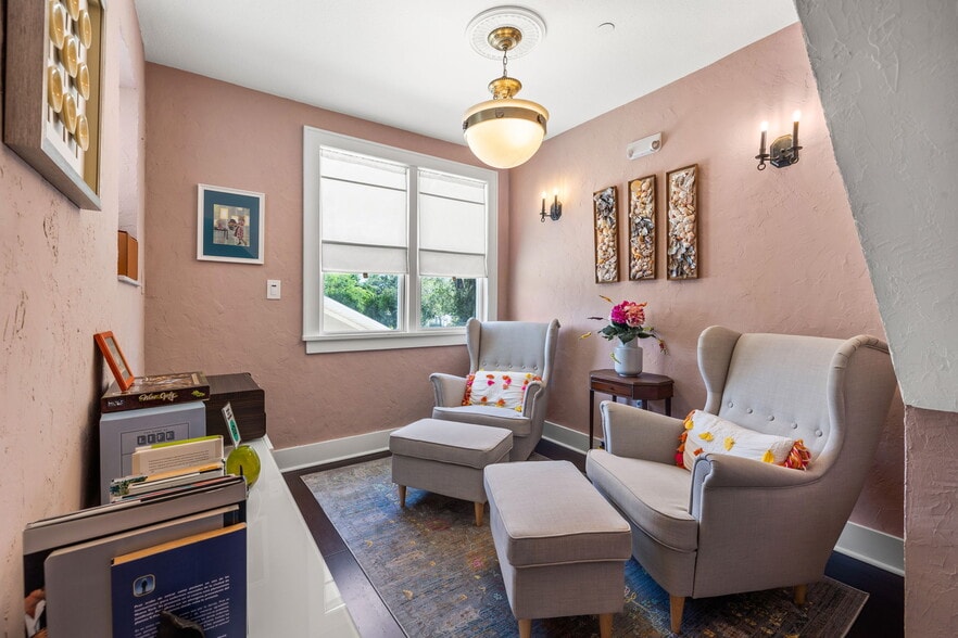 More Photos Of 2801 7th Ave N, Saint Petersburg Hospitality For Sale
