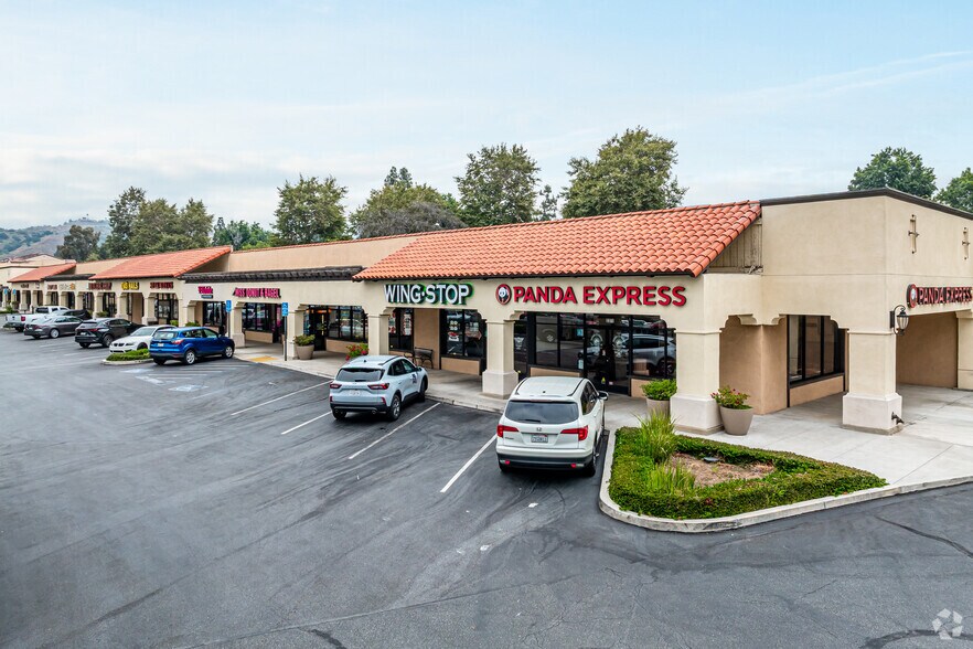More Photos Of 2345 Foothill Blvd, La Verne Restaurant For Lease