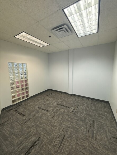 More Photos Of 239 Northern Blvd, Clarks Summit Medical For Lease