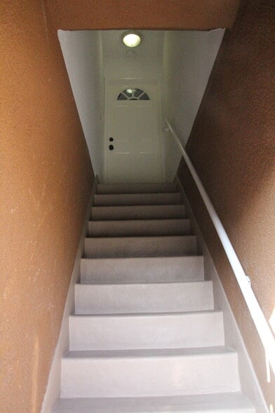 More Photos Of 4620-4620 1/2 E 3rd St, Los Angeles Storefront Retail Office For Sale