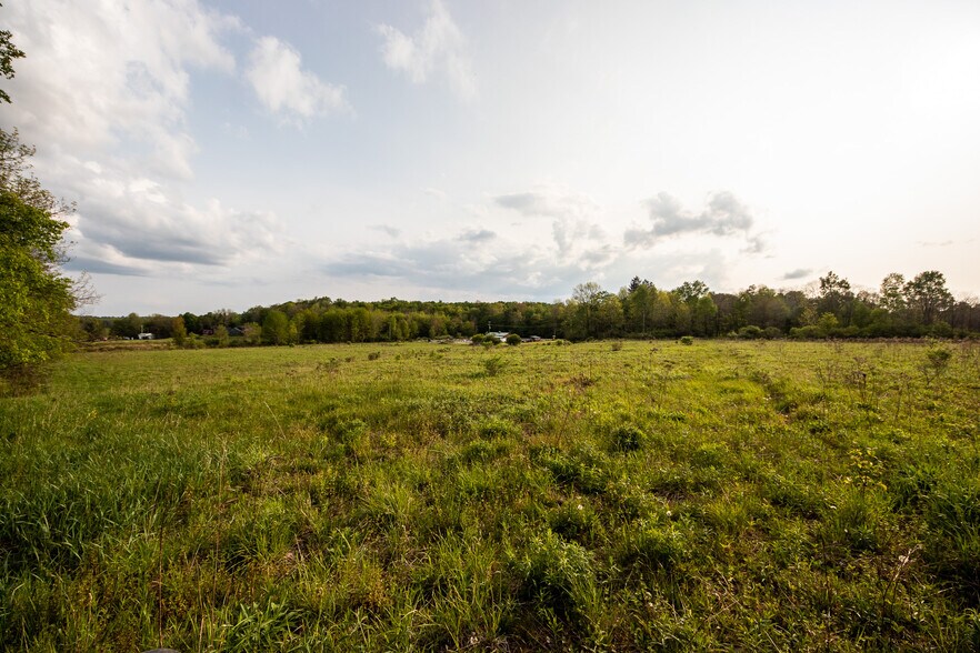 More Photos Of 1364 County Highway 12 rd, Mount Vision Storefront For Sale
