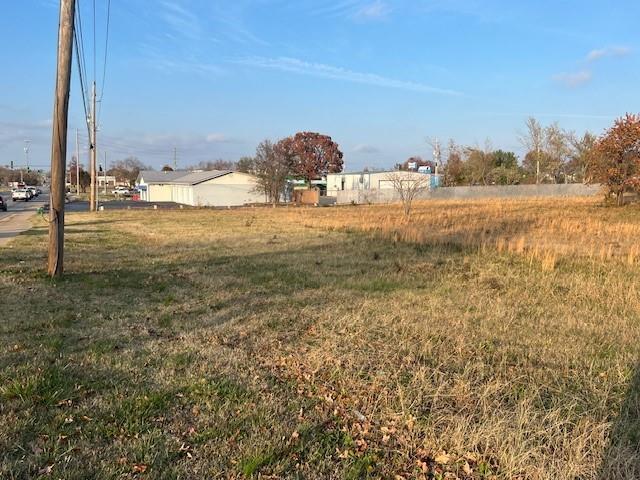 More Photos Of 1903 S 1st St, Rogers Auto Repair For Sale