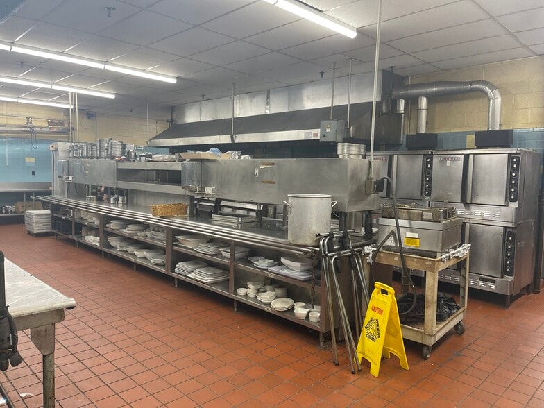 More Photos Of 176 Shoemaker Ln, Agawam Lodge Meeting Hall For Sale