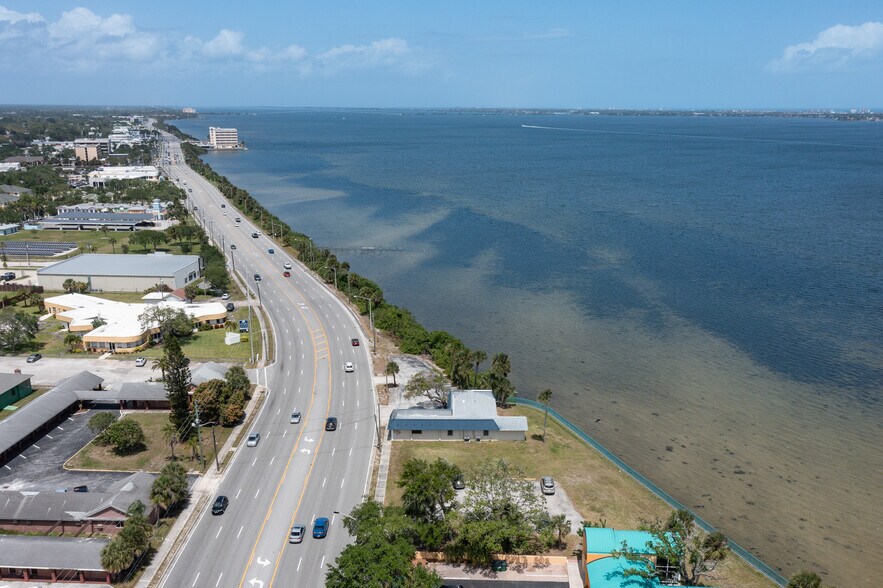 More Photos Of 1331 S Harbor City Blvd, Melbourne Office Residential For Sale