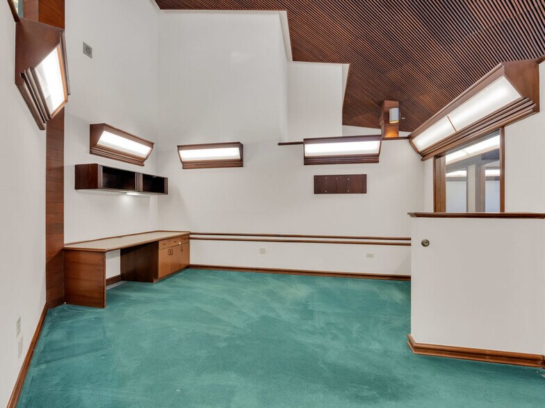 More Photos Of 25548 Genesee Trail Rd, Golden Office For Sale