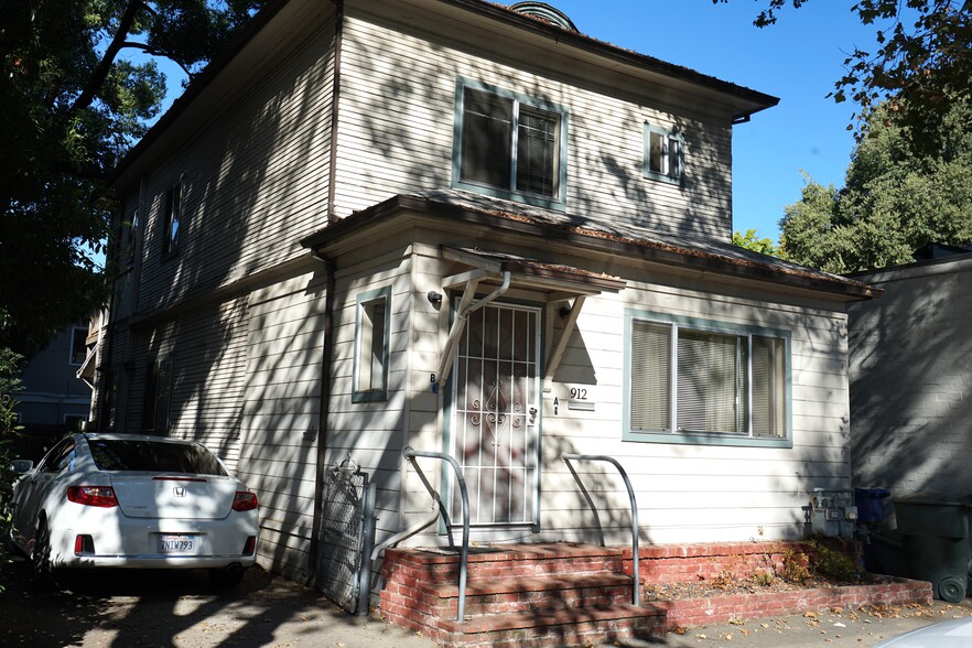 Primary Photo Of 912 26th St, Sacramento Apartments For Sale