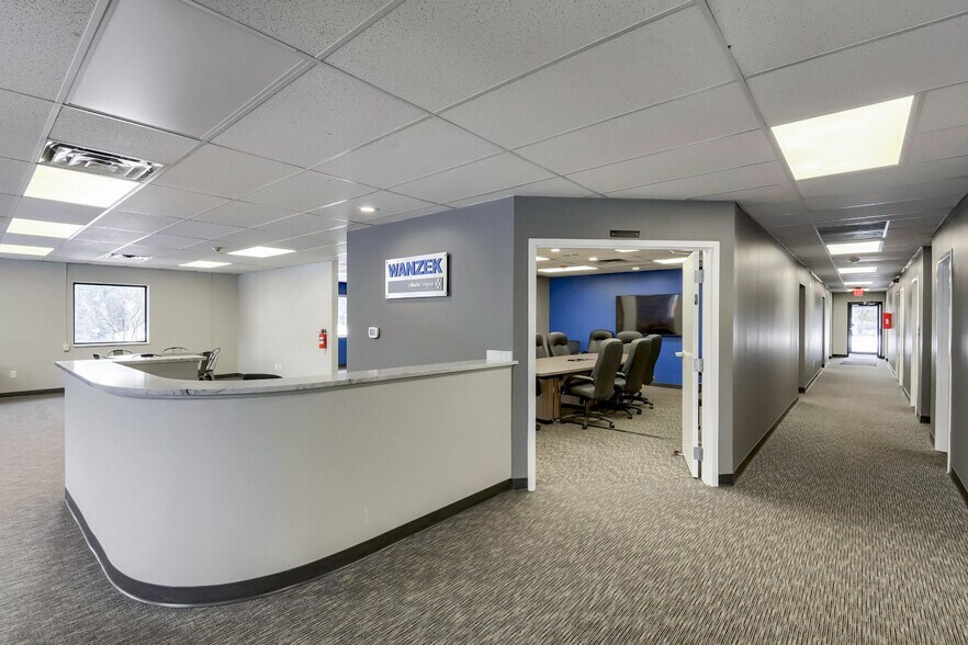 More Photos Of 19316 Goddard Ranch Ct, Morrison Office For Lease