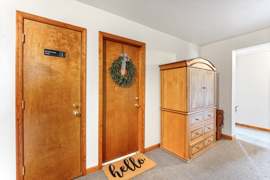 More Photos Of 3347 W Ridge Pike, Limerick Restaurant For Sale