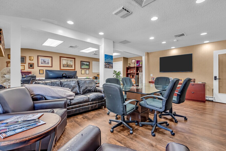 More Photos Of 55 Schoolhouse Rd, Whiting Warehouse For Lease