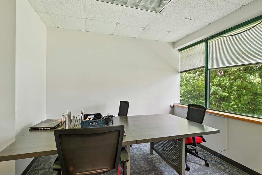 More Photos Of 3 Northwestern Dr, Bloomfield Medical For Lease