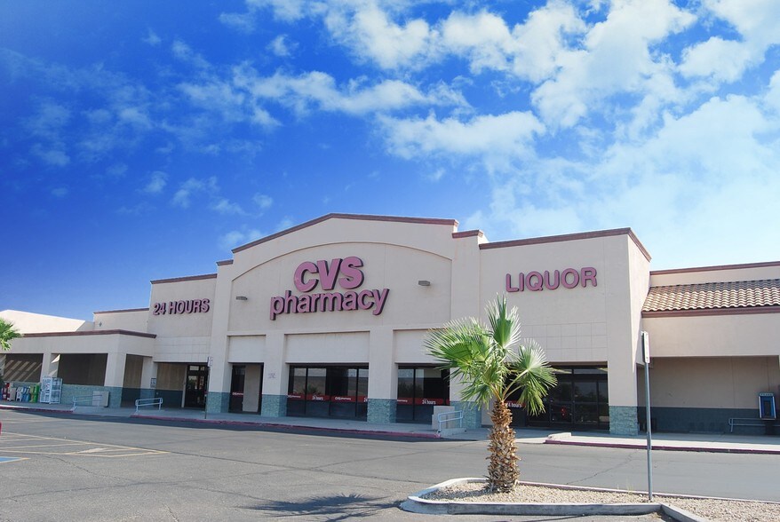 More Photos Of 2350 Miracle Mile Rd, Bullhead City Department Store For Lease
