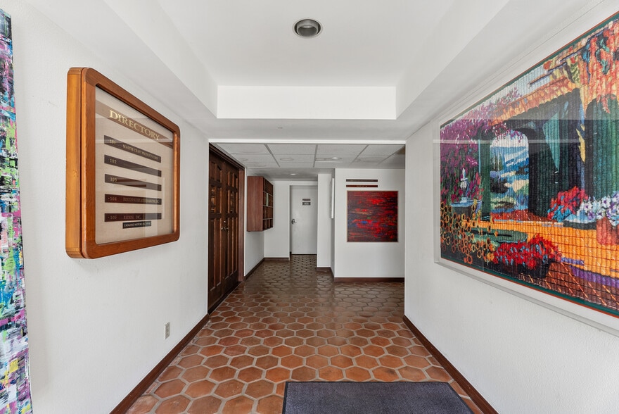 More Photos Of 34231 Camino Capistrano, Dana Point Office For Lease