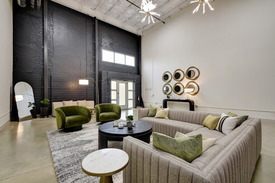 More Photos Of 215 Coca Cola Pl, San Antonio Apartments For Lease