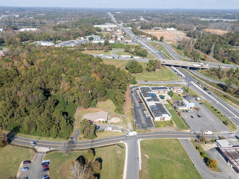 More Photos Of 1700 N Chester St, Gastonia Hotel For Sale
