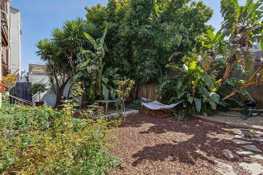 More Photos Of 423-433 S Van Ness Ave, San Francisco Apartments For Sale