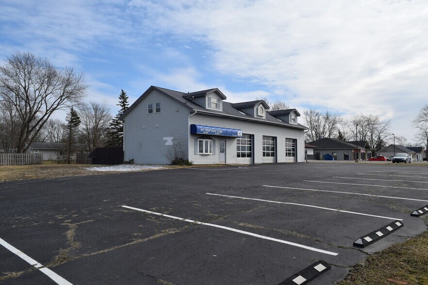 More Photos Of 9360 State Route 43, Streetsboro Auto Repair For Sale