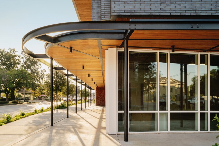 More Photos Of 888 Westheimer Rd, Houston Office For Lease