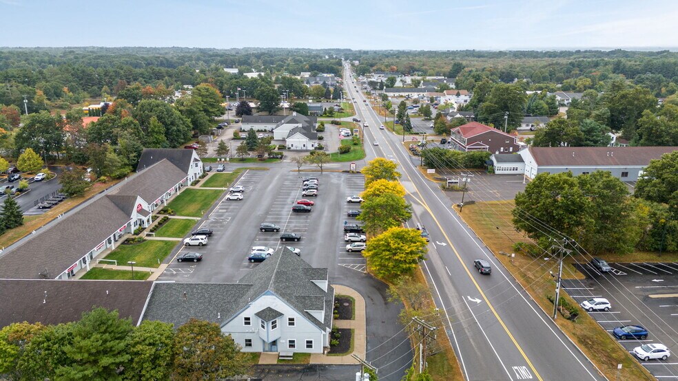 More Photos Of 29 Lafayette Rd, North Hampton Storefront Retail Office For Sale