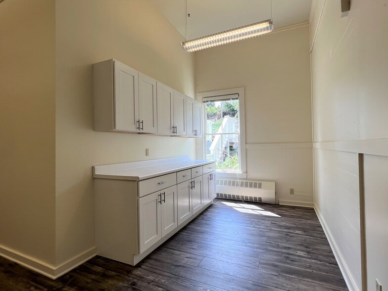 More Photos Of 572 Ruger St, San Francisco Office For Lease