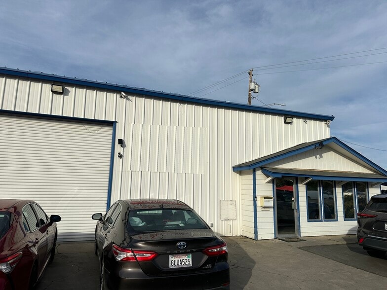Primary Photo Of 1200 W East Ave, Chico Service For Lease