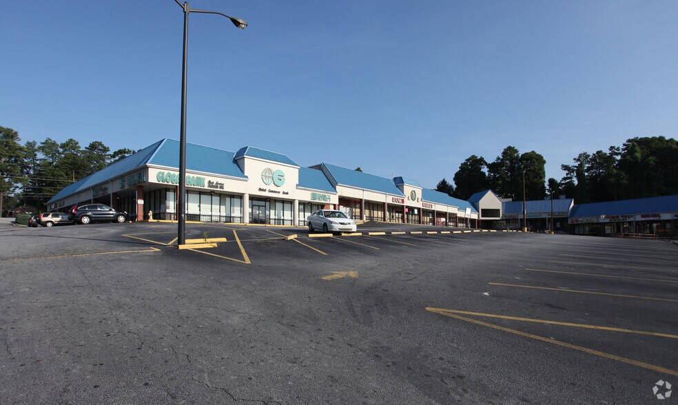 More Photos Of 5150 Buford Hwy NE, Doraville Storefront For Lease