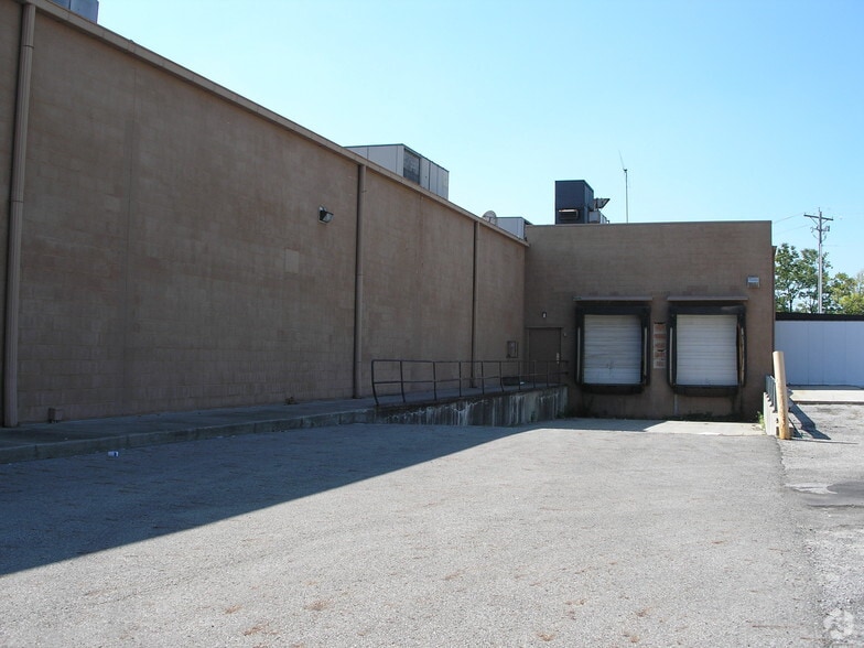 More Photos Of 4249 E Square Dr, Columbus Unknown For Lease