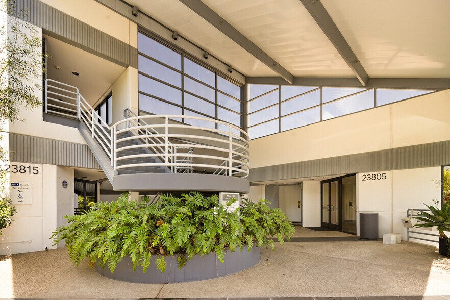 More Photos Of 23805 Stuart Ranch Rd, Malibu Unknown For Lease