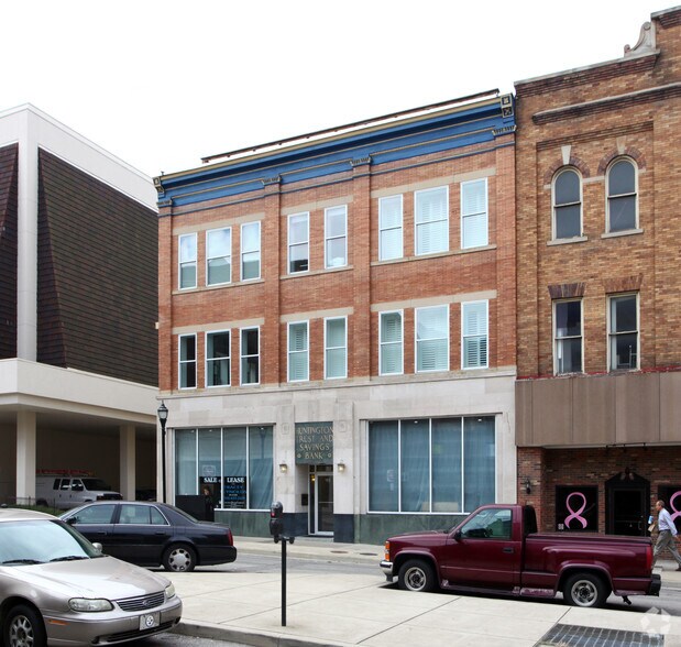 More Photos Of 419 9th St, Huntington Storefront Retail Residential For Sale