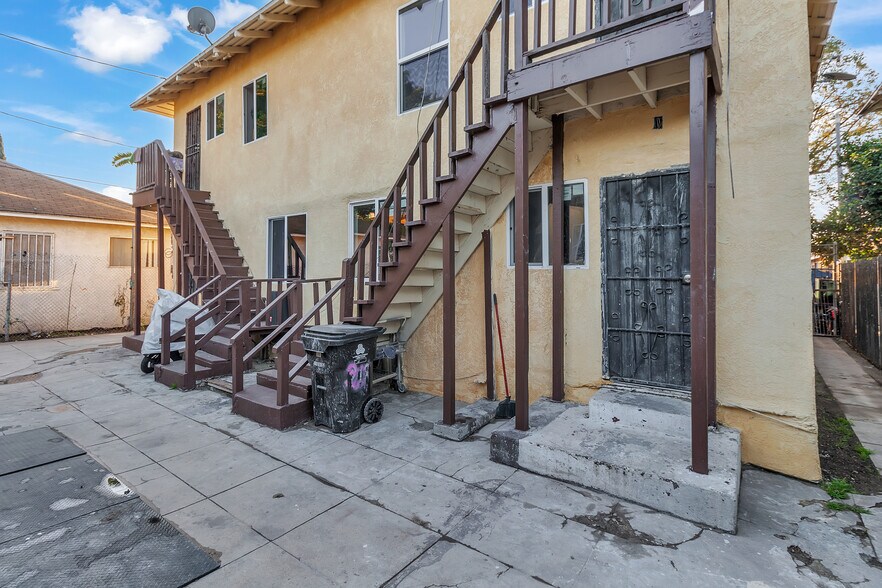 More Photos Of 4257 San Pedro Pl, Los Angeles Apartments For Sale